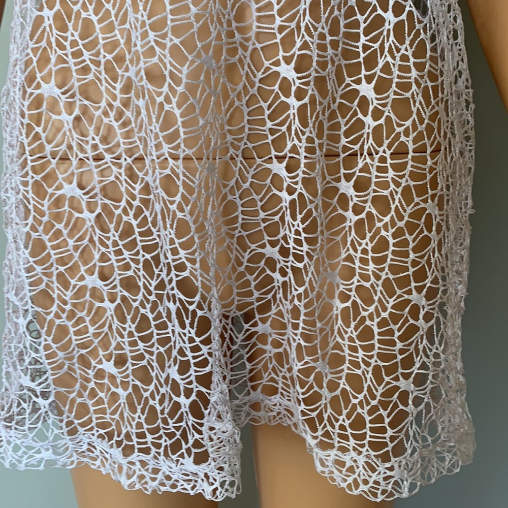 Swim cover up - Picture 3 of 8